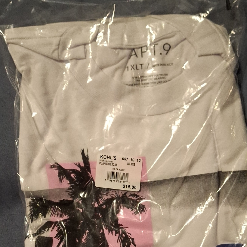 Apt. 9 Gray and White Short Sleeve Tee